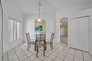 4936 Sawgrass Lake Cir, Leesburg, FL 34748 - Photo 15