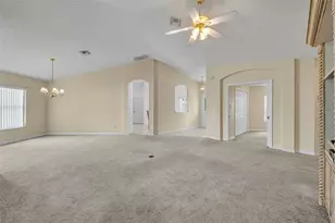 4936 Sawgrass Lake Cir, Leesburg, FL 34748 - Photo 9
