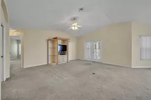 4936 Sawgrass Lake Cir, Leesburg, FL 34748 - Photo 7