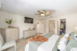 935 Kenova Ave, The Villages, FL 32162 - Photo 23