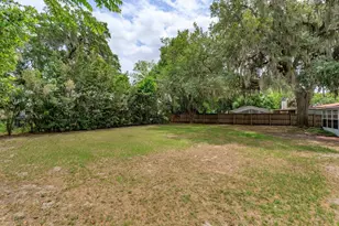 1300 Orange Ave, Tavares, FL 32778 - Photo 31