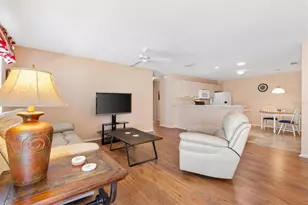 17449 SE 93rd Vine Ave, The Villages, FL 32162 - Photo 9
