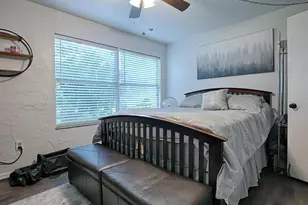 24104 Sandalwood Dr, Wildwood, FL 34785 - Photo 3