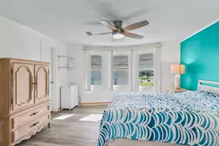 1514 Hillcrest Dr, Lady Lake, FL 32159 - Photo 19