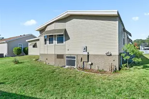 1514 Hillcrest Dr, Lady Lake, FL 32159 - Photo 27