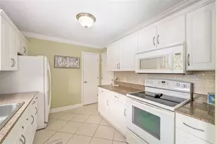 966 Avalon Ave, The Villages, FL 32159 - Photo 17