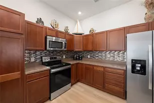 3240 Islawild Way, The Villages, FL 32163 - Photo 13