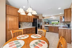 2332 Grenadier Way, The Villages, FL 32162 - Photo 9