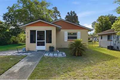 218 S East Street, Leesburg, FL 34748 - Photo 1