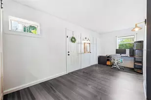 218 S East St, Leesburg, FL 34748 - Photo 11