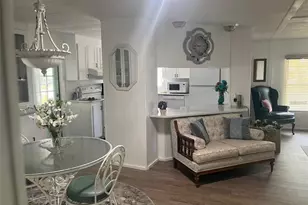 33 Bobcat Trail, Wildwood, FL 34785 - Photo 5