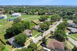 965 Scenic View Cir, Minneola, FL 34715 - Photo 23