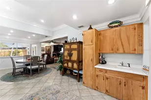 13502 Country Club Dr, Tavares, FL 32778 - Photo 11
