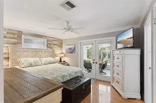 13502 Country Club Dr, Tavares, FL 32778 - Photo 15