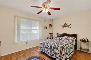 1806 Englewood St, The Villages, FL 32162 - Photo 19