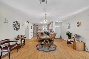 1806 Englewood St, The Villages, FL 32162 - Photo 11