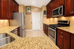 516 Lago Loop, Davenport, FL 33837 - Photo 3