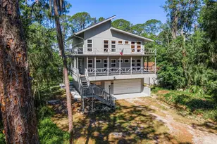 7373 Circle Dr, Lady Lake, FL 32159 - Photo 1