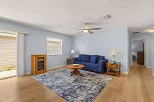300 Varnville Way, The Villages, FL 32162 - Photo 5