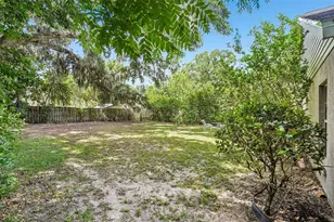 1274 N Palmetto Cir, Eustis, FL 32726 - Photo 37