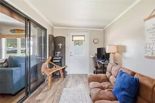 111 Winterberry Ave, Wildwood, FL 34785 - Photo 15