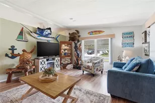 111 Winterberry Ave, Wildwood, FL 34785 - Photo 9