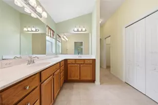 1627 Kensington Pl, The Villages, FL 32162 - Photo 31
