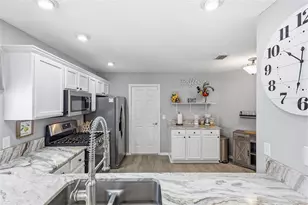 661 Sherwood St, The Villages, FL 32162 - Photo 7