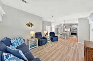 31609 Terrace Dr, Tavares, FL 32778 - Photo 17