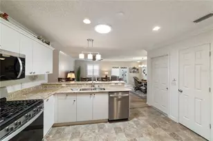2427 Southern Oak St, The Villages, FL 32162 - Photo 19