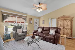 2766 Privada Dr, The Villages, FL 32162 - Photo 9