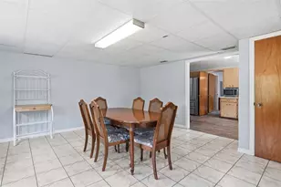 1289 Cr 436, Lake Panasoffkee, FL 33538 - Photo 11