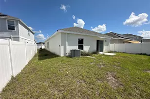 1861 Heart Lk Dr, Groveland, FL 34736 - Photo 17