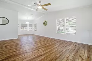 25143 Barrow Hill, Leesburg, FL 34748 - Photo 5