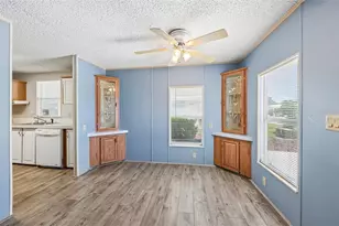 550 St Johns Rd, Tavares, FL 32778 - Photo 7