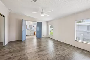 550 St Johns Rd, Tavares, FL 32778 - Photo 13