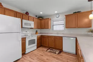 870 Orwell St, The Villages, FL 32162 - Photo 15