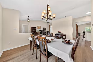 25073 Riverwalk Dr, Leesburg, FL 34748 - Photo 5