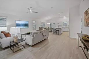 7661 Rutherford Ln, The Villages, FL 34762 - Photo 5