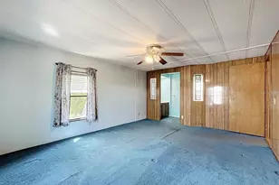 1440 Nassau Cir, Tavares, FL 32778 - Photo 17