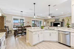 5105 Jared's Lndg Wy, Oxford, FL 34484 - Photo 15