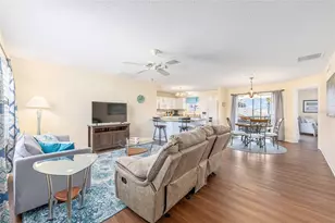 1021 Golden Grove Dr, The Villages, FL 32162 - Photo 9