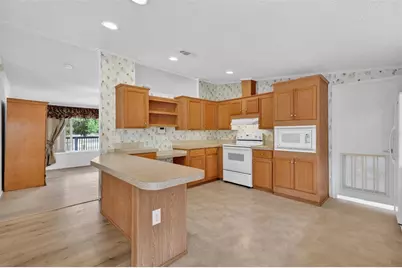 10380 SE 127th Lane, Belleview, FL 34420 - Photo 11