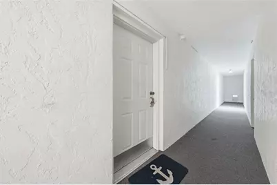 100 E Oak Terrace Drive #B2, Leesburg, FL 34748 - Photo 3