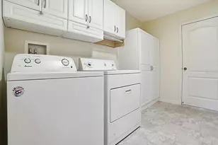1867 Treadwell Terrace, The Villages, FL 32162 - Photo 27