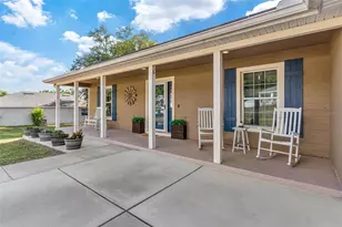 326 Woodland Trl, Lady Lake, FL 32159 - Photo 5