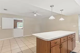 12109 SE 61st Ct, Belleview, FL 34420 - Photo 15