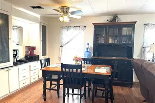 2 S Bobwhite Rd, Wildwood, FL 34785 - Photo 11