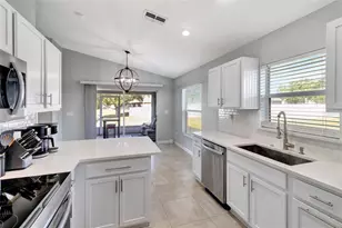 23905 Narrowleaf Ct, Leesburg, FL 34748 - Photo 3