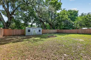 706 Mission Dr, Wildwood, FL 34785 - Photo 39